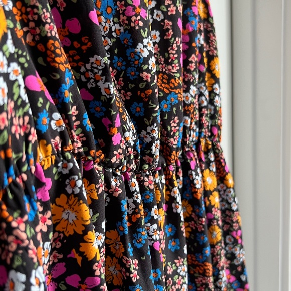 SHEIN Curve Clasi Plus Multicolor Floral Ruffle Sleeves Mini Dress in 1XL/14 USW - Picture 8 of 15